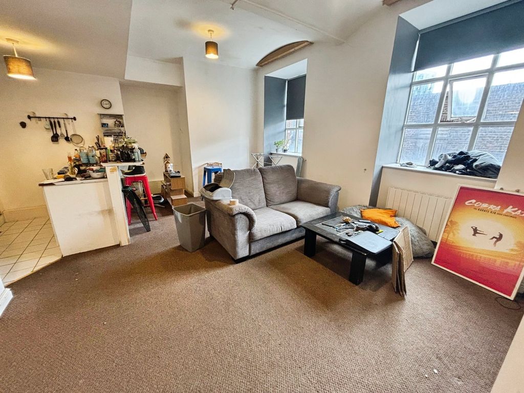 Property photo 3 of 6 Picture No. 06