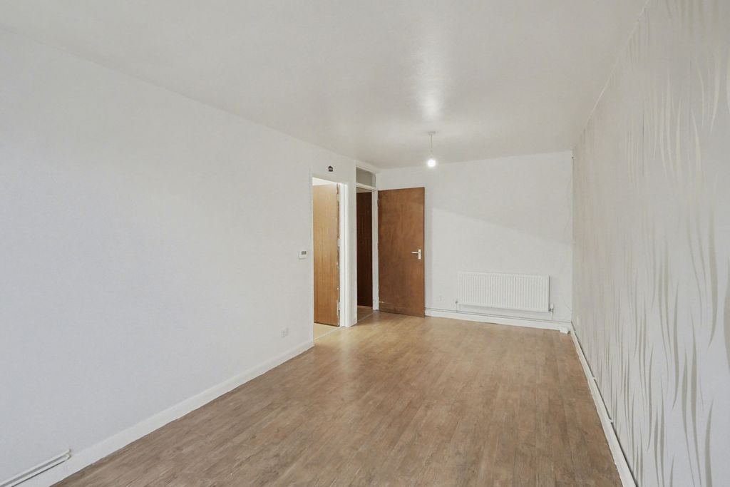 Property photo 2 of 12 Flat 17, Millicent Mews, Redbury Close, Derby, De1 1Np