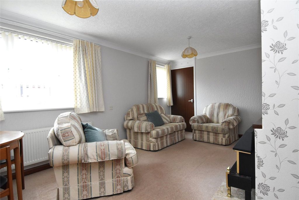 Property photo 3 of 10 Picture No. 04