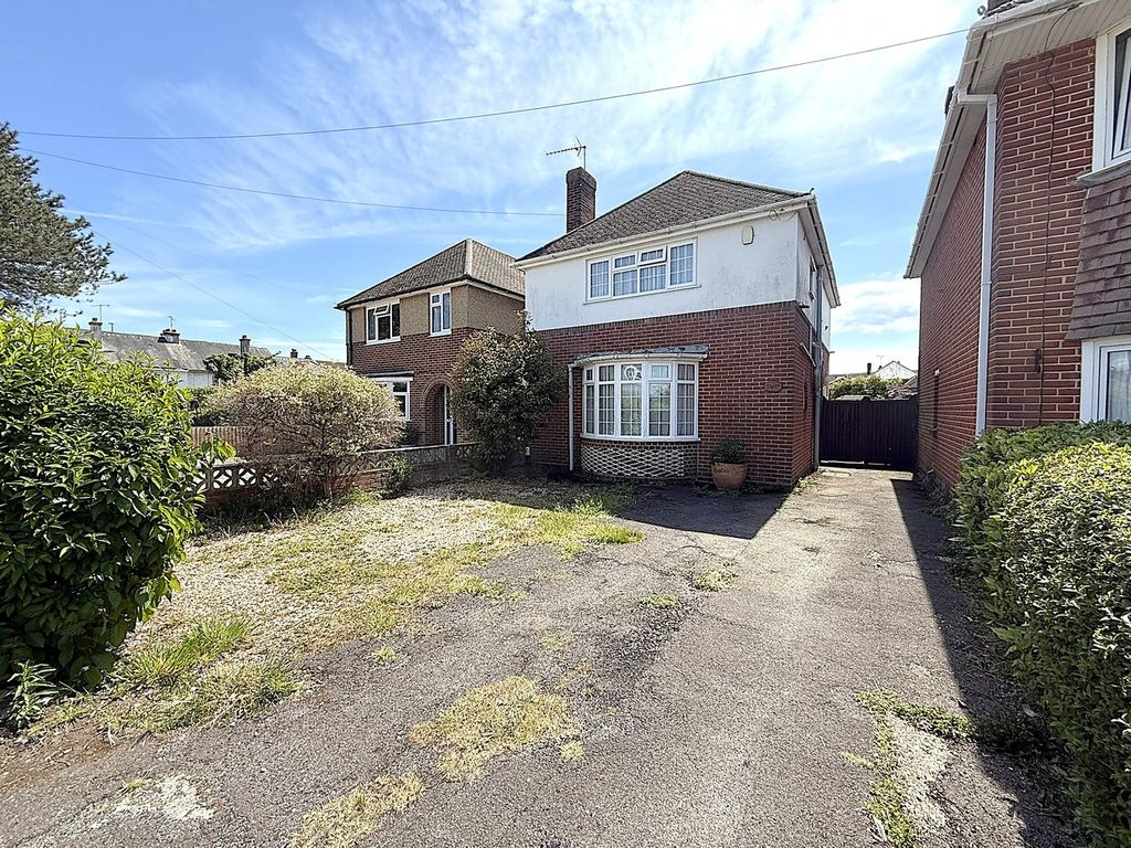 Property photo 1 of 33