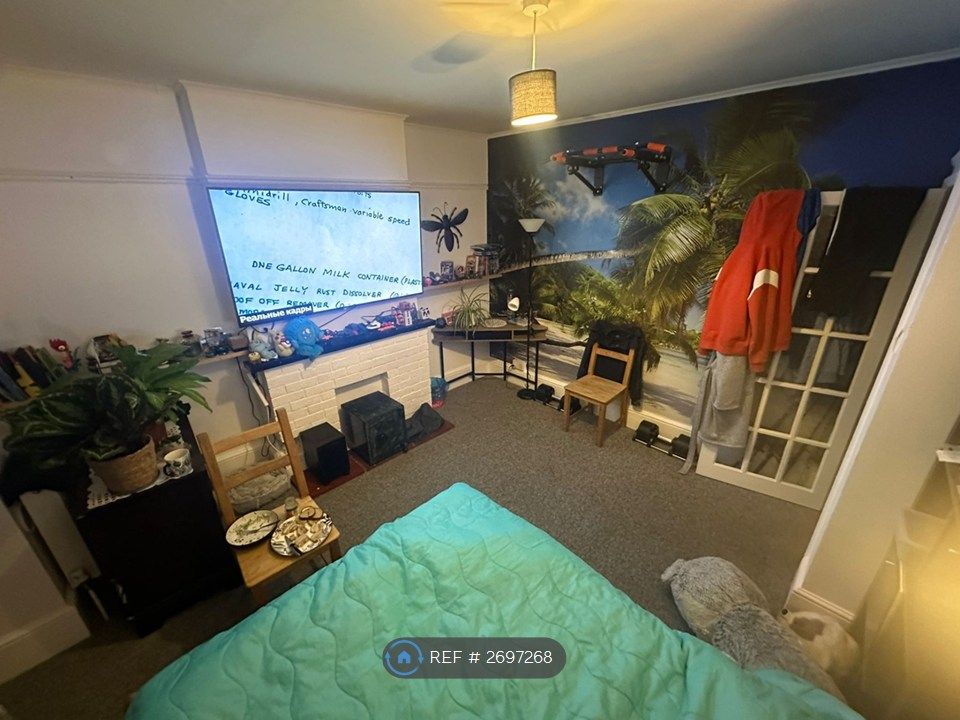 Property photo 3 of 8