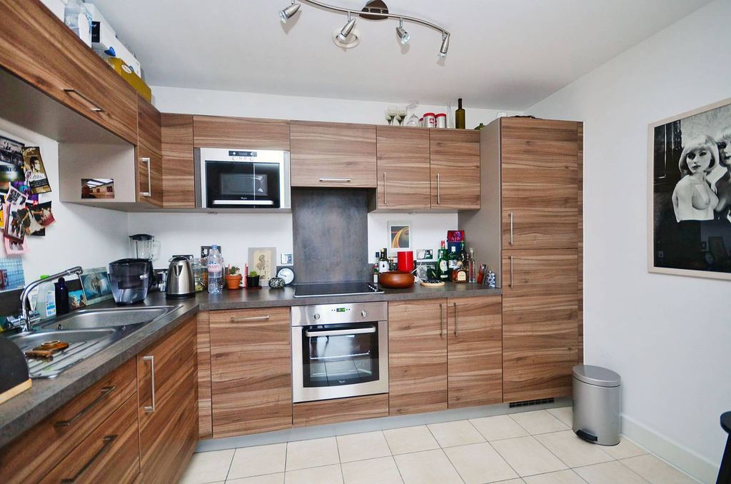 Property photo 3 of 9