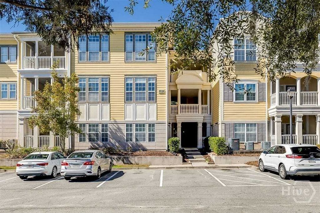 Property photo 1 of 31