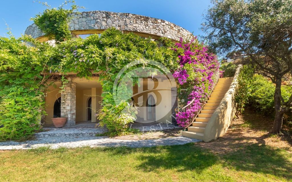 Property photo 1 of 33