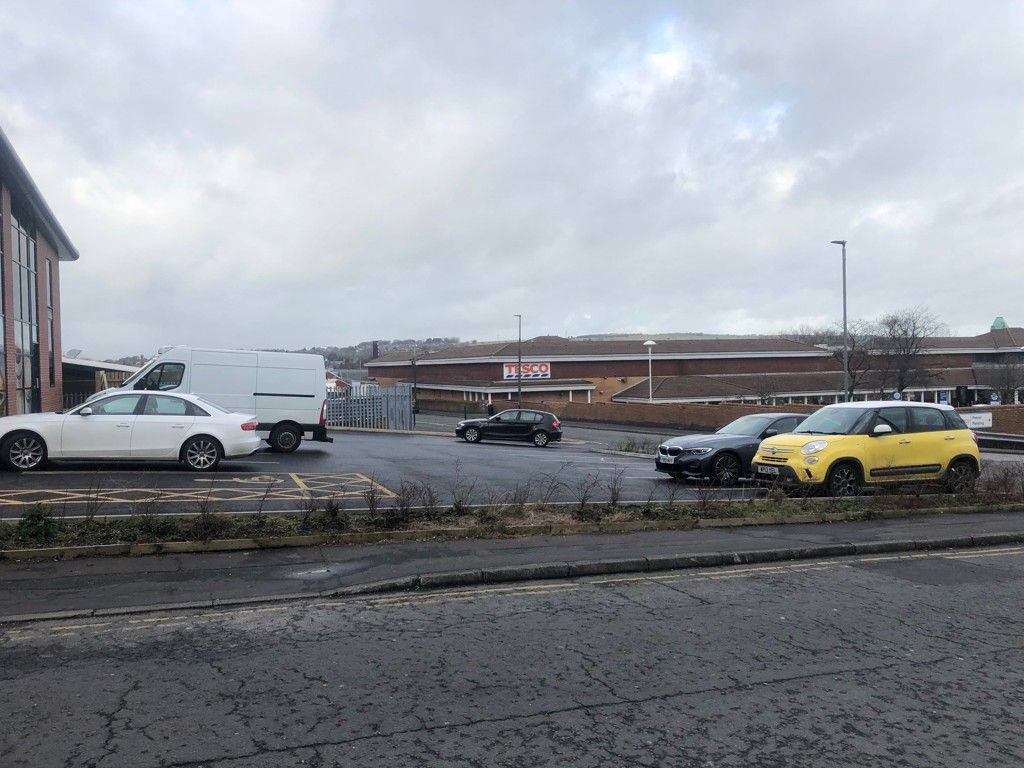 Property photo 3 of 6 5