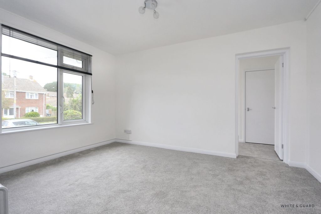 Property photo 2 of 7 Img_3525