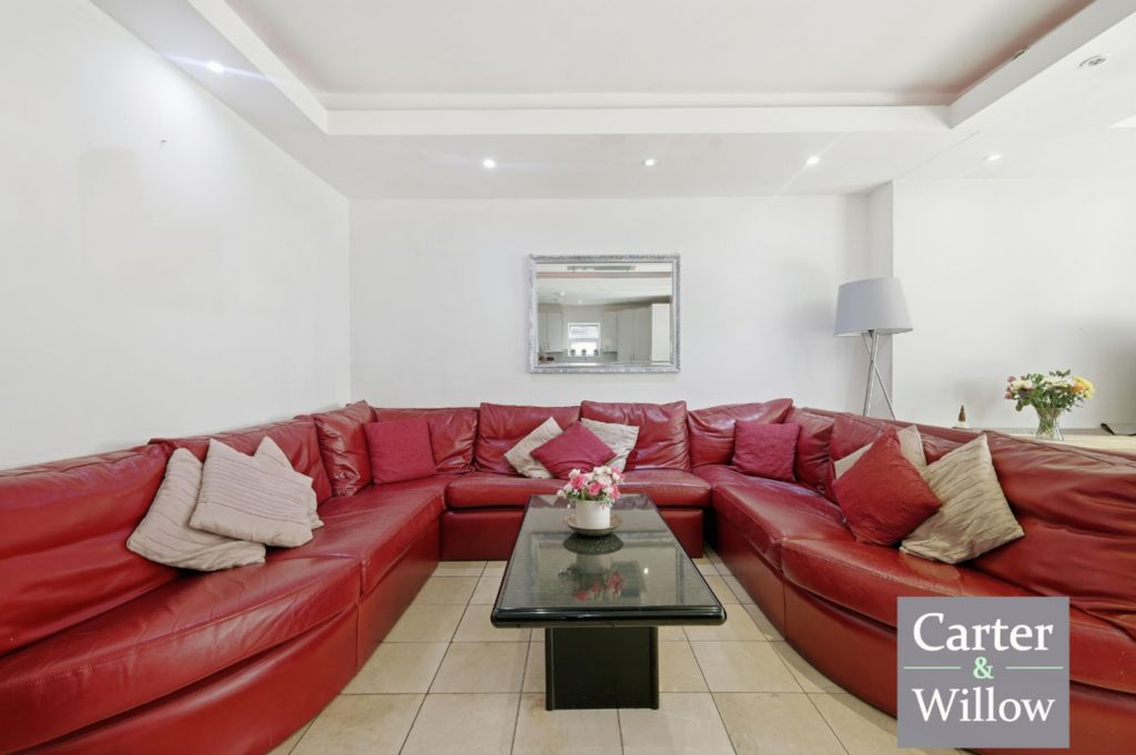 Additional image 5 of 4 bed semi-detached house for saleHaydon Road, Dagenham RM8