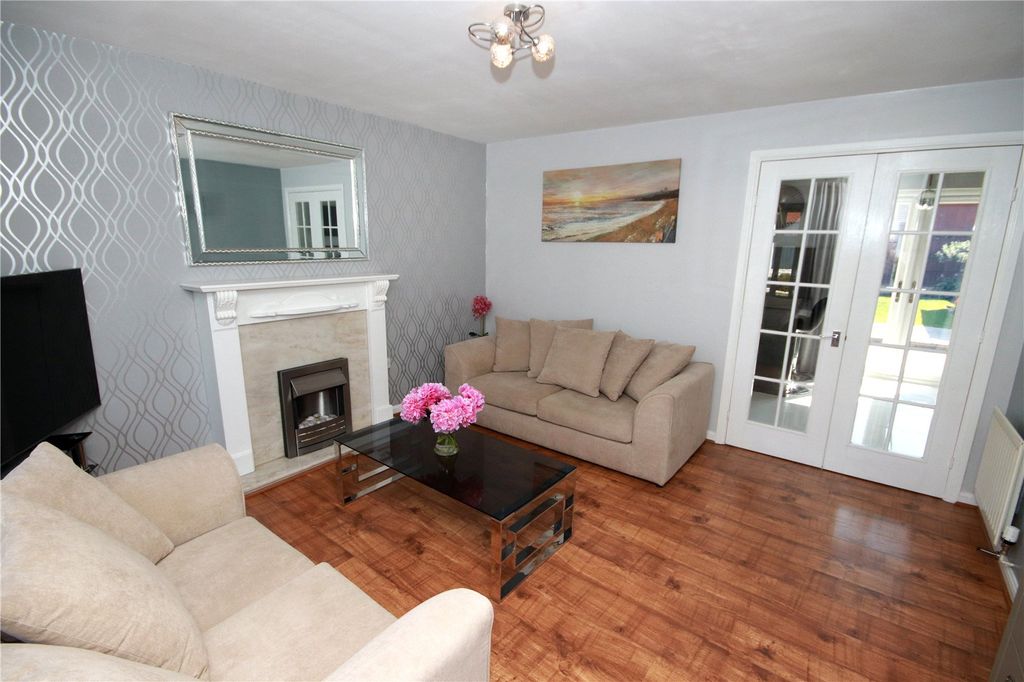 Property photo 3 of 21 Picture No. 08