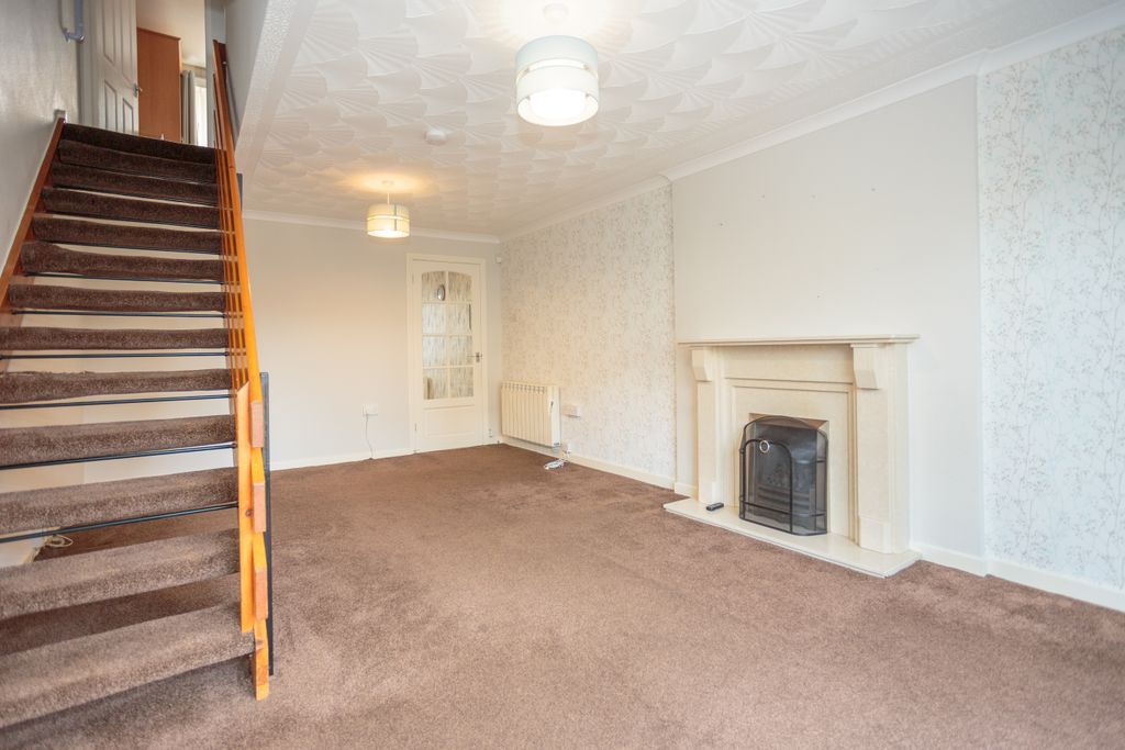 Property photo 2 of 25 Living Room