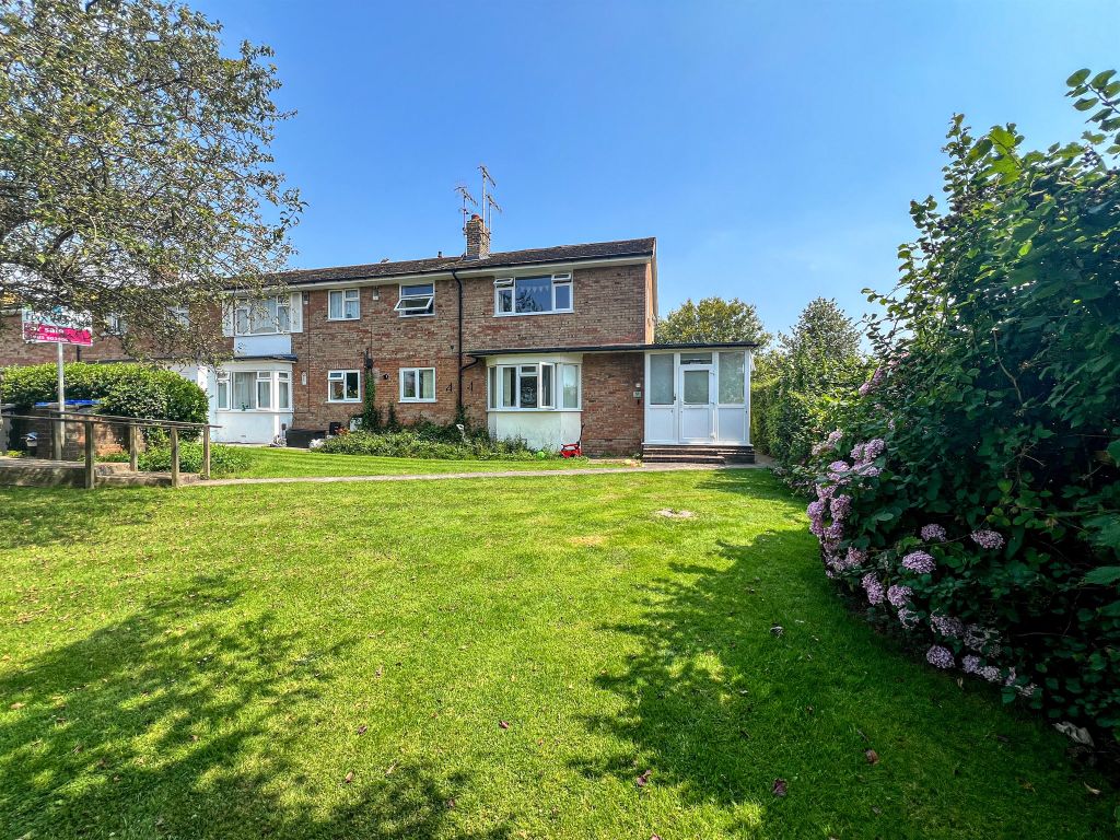 Property photo 1 of 13