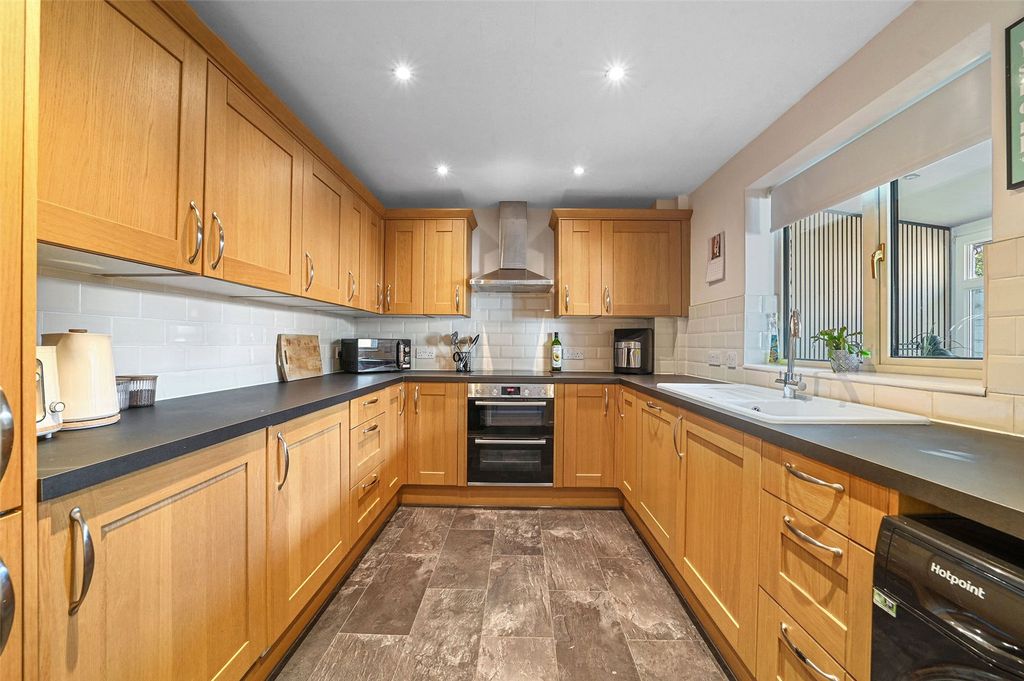 Property photo 2 of 18 Picture No. 06