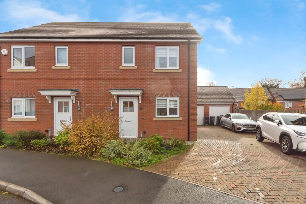 Property photo 2 of 17 Front