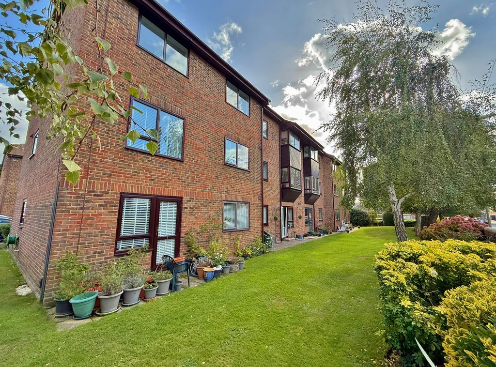 Property photo 1 of 9