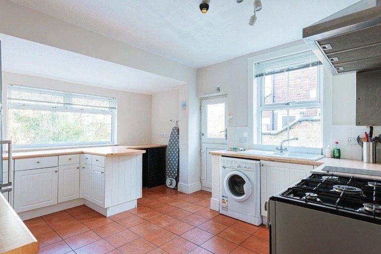Property photo 3 of 22 Picture No. 05