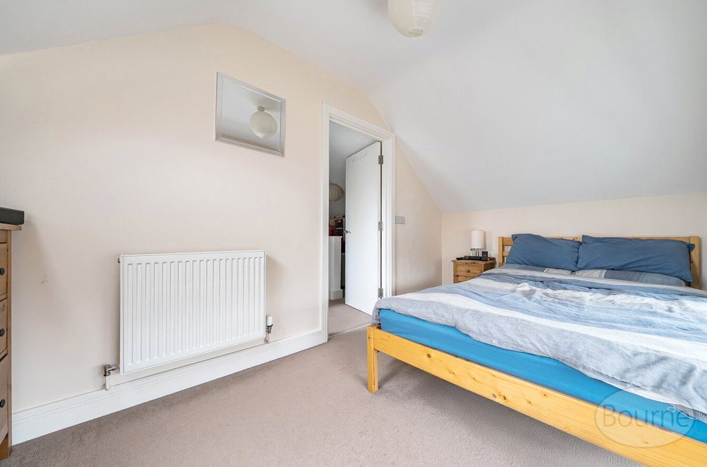 Additional image 13 of 2 bed flat for saleStation Road, Liphook, Hampshire GU30