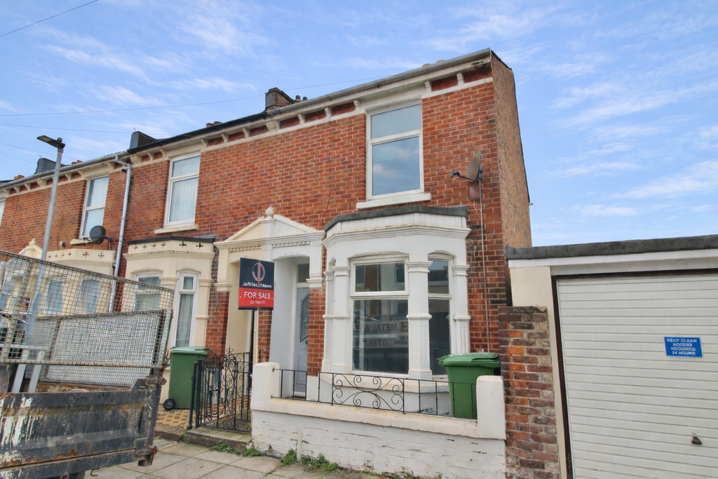 Property photo 1 of 17