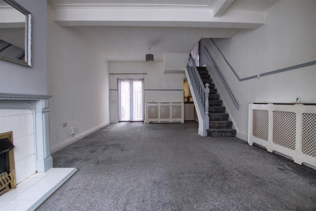 Property photo 3 of 10 bt4.Jpg