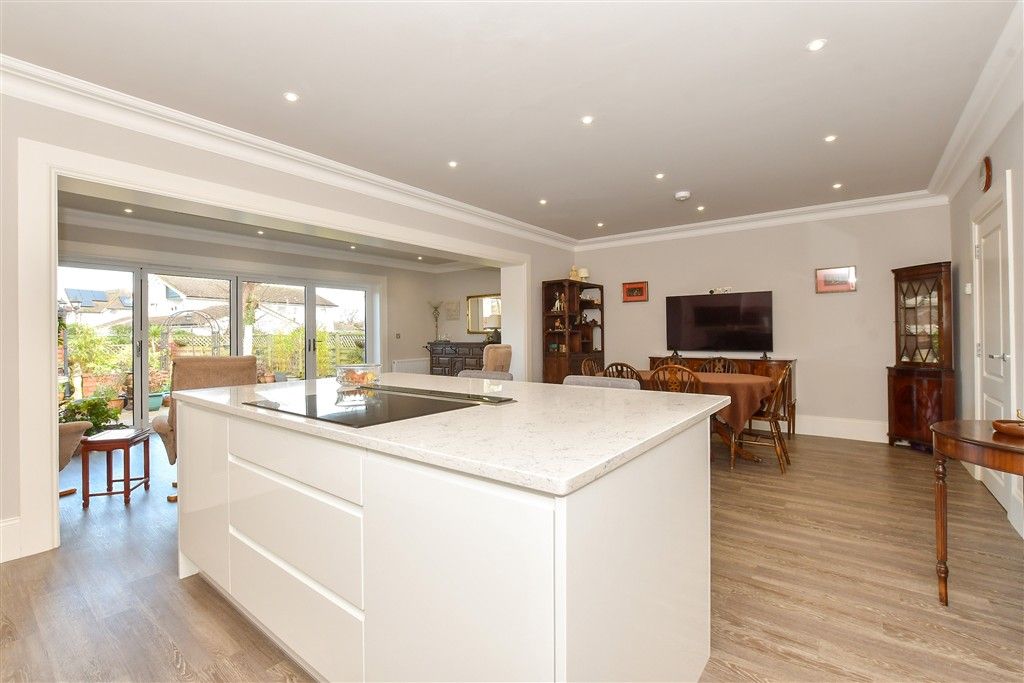 Property photo 3 of 15 Kitchen/ Diner