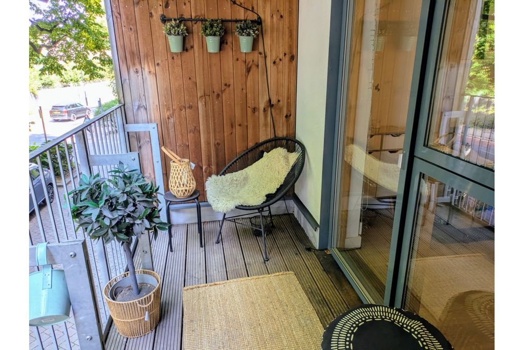 Property photo 3 of 13 Veranda