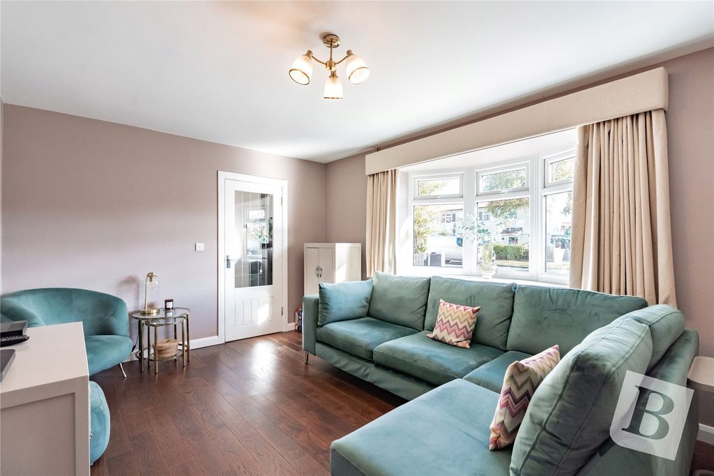 Property photo 2 of 15 Living Room