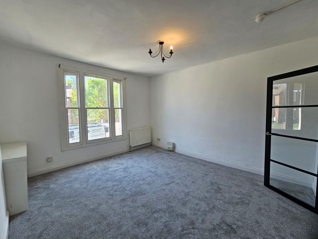 Property photo 1 of 6 Main Image