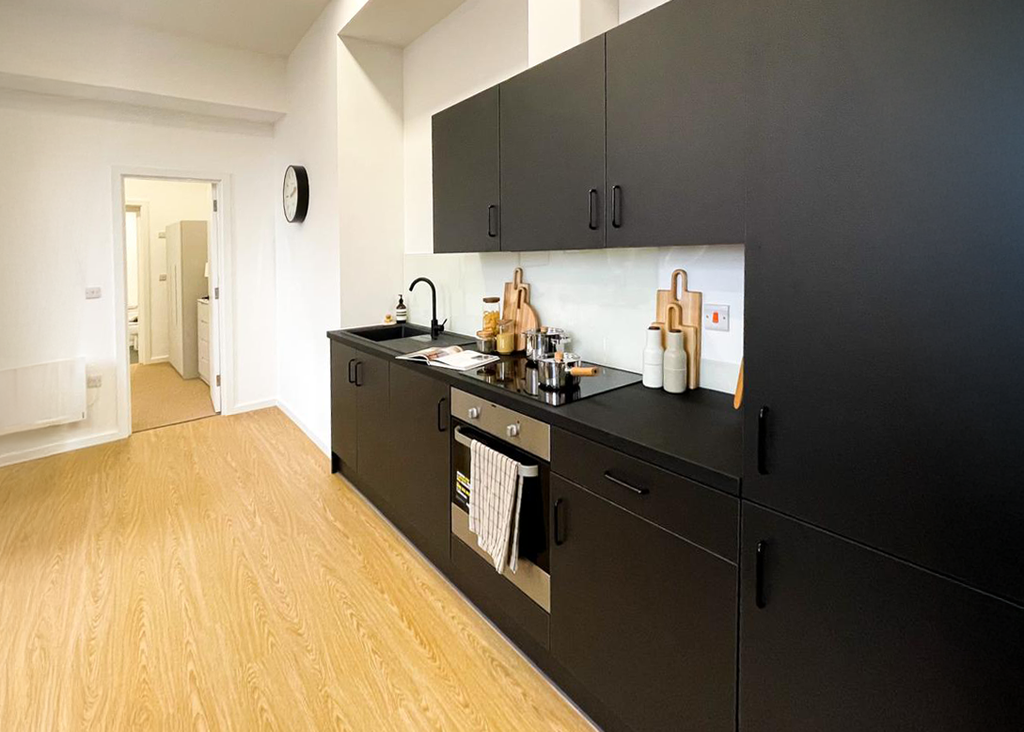 Property photo 3 of 9