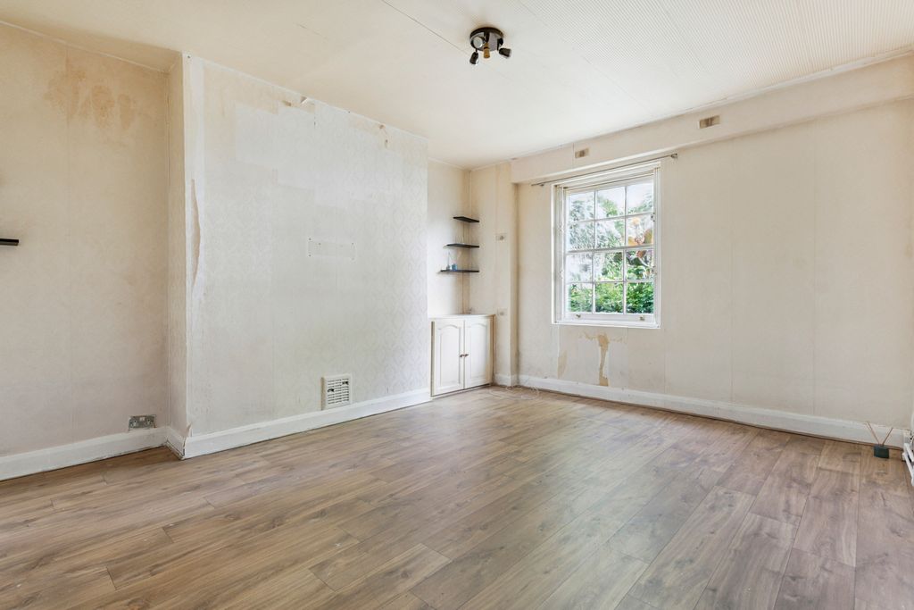 Property photo 3 of 12 Picture No. 04