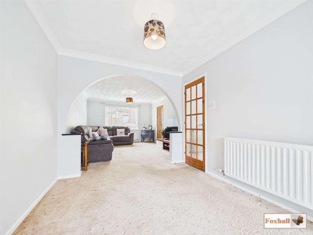 Property photo 3 of 23 Lounge / Dining Room And Study / Snug