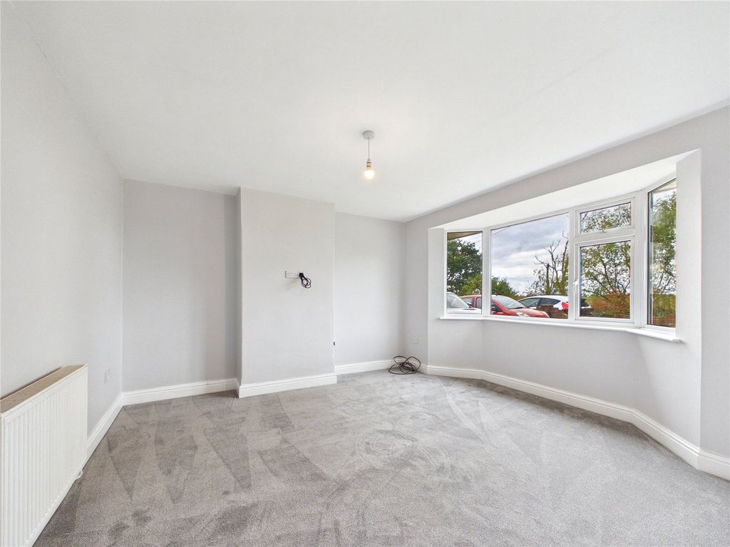 Property photo 2 of 10 Picture No. 17