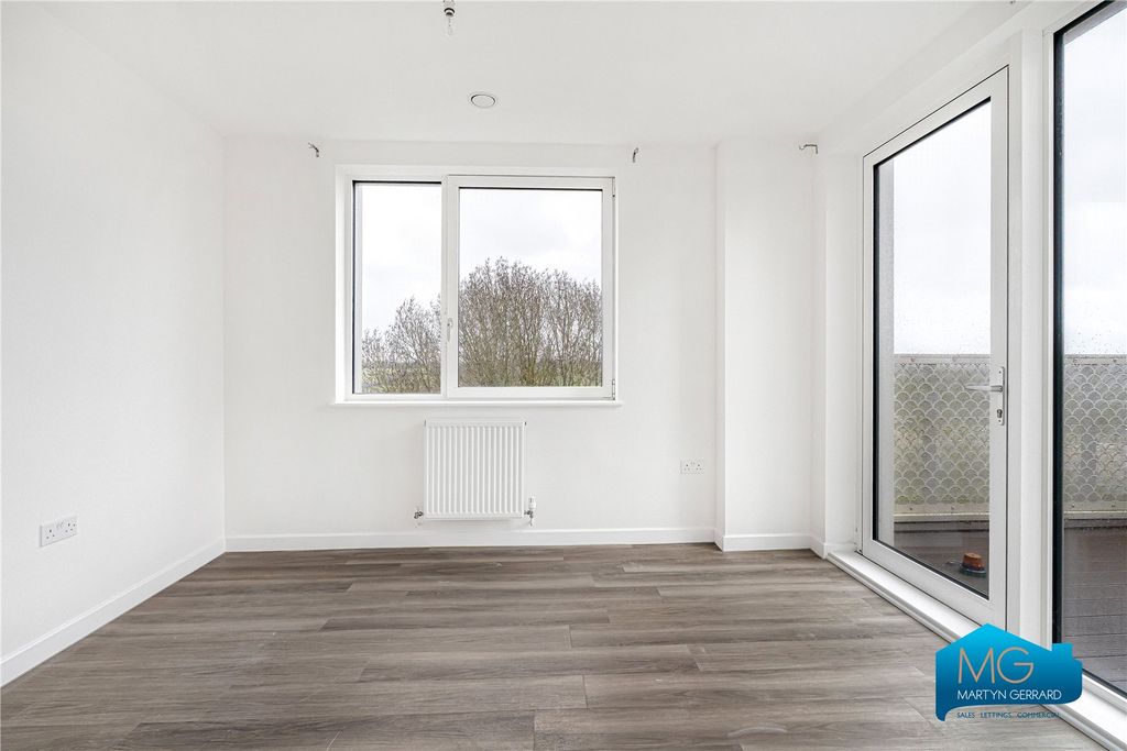 Additional image 11 of 3 bed flat to rentMedawar Drive, London NW7