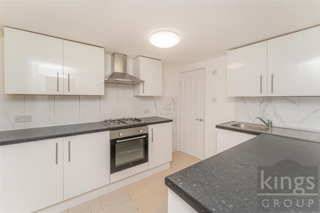 Property photo 3 of 13 6551_33749952_Img_04_0000.Jpeg