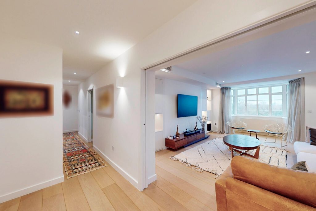 Property photo 3 of 20 Picture No. 35