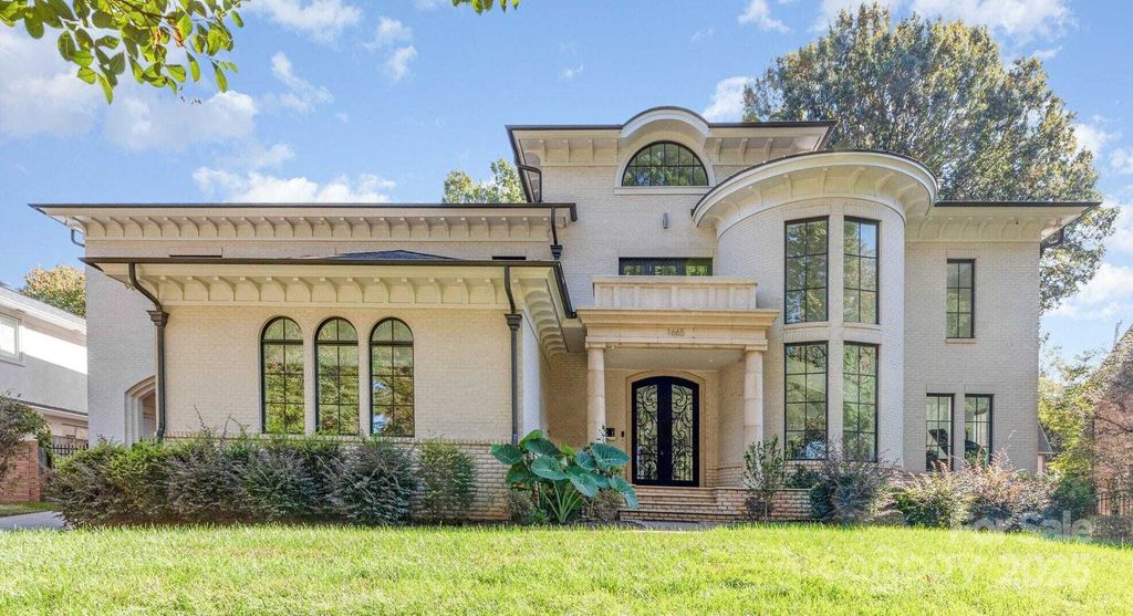 Property photo 1 of 42