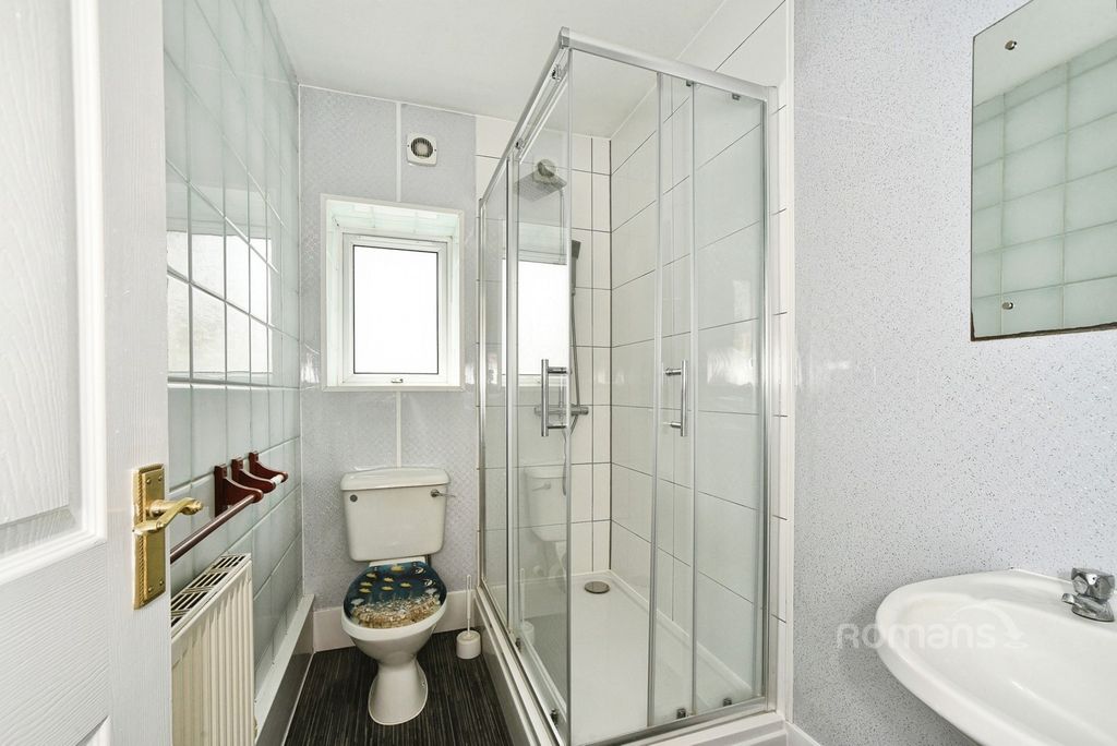 Property photo 3 of 9 Pbox-Img.Jpg