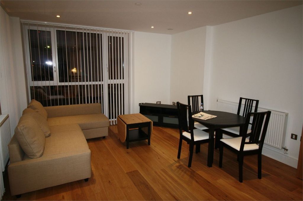 Property photo 3 of 5