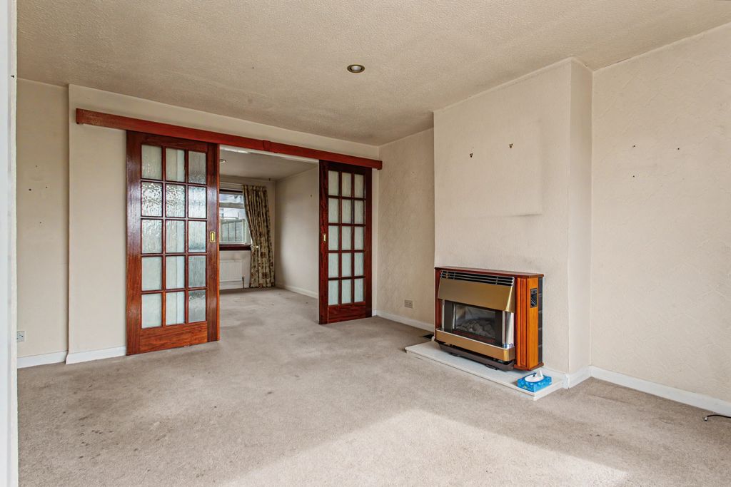 Property photo 3 of 11 Property Image 3