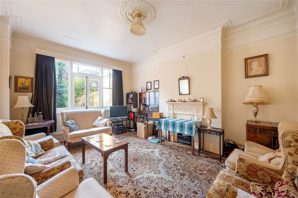 Property photo 2 of 11 Picture 2