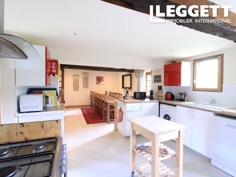 Property photo 2 of 10