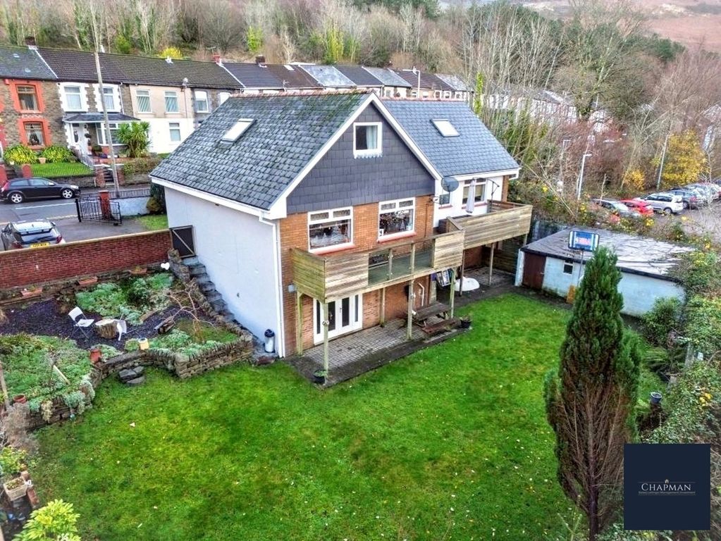 Property photo 1 of 43