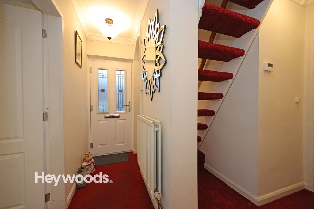 Property photo 3 of 29