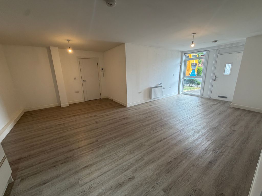Property photo 3 of 9 Living Room