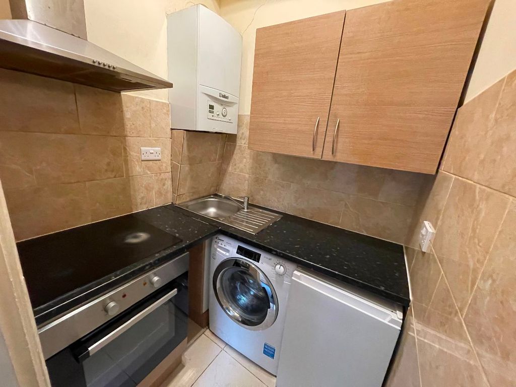 Property photo 3 of 4 9B570B74-Df4B-47Fd-8d13-A0B785842738.Jpg