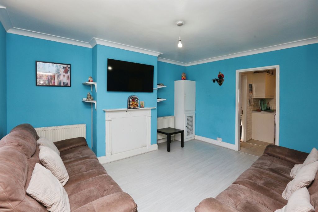 Property photo 3 of 13