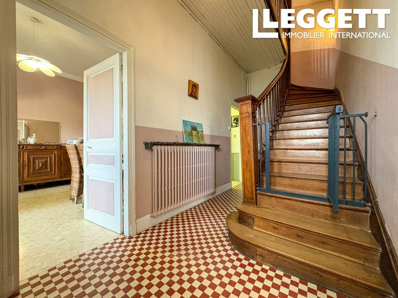 Property photo 3 of 10