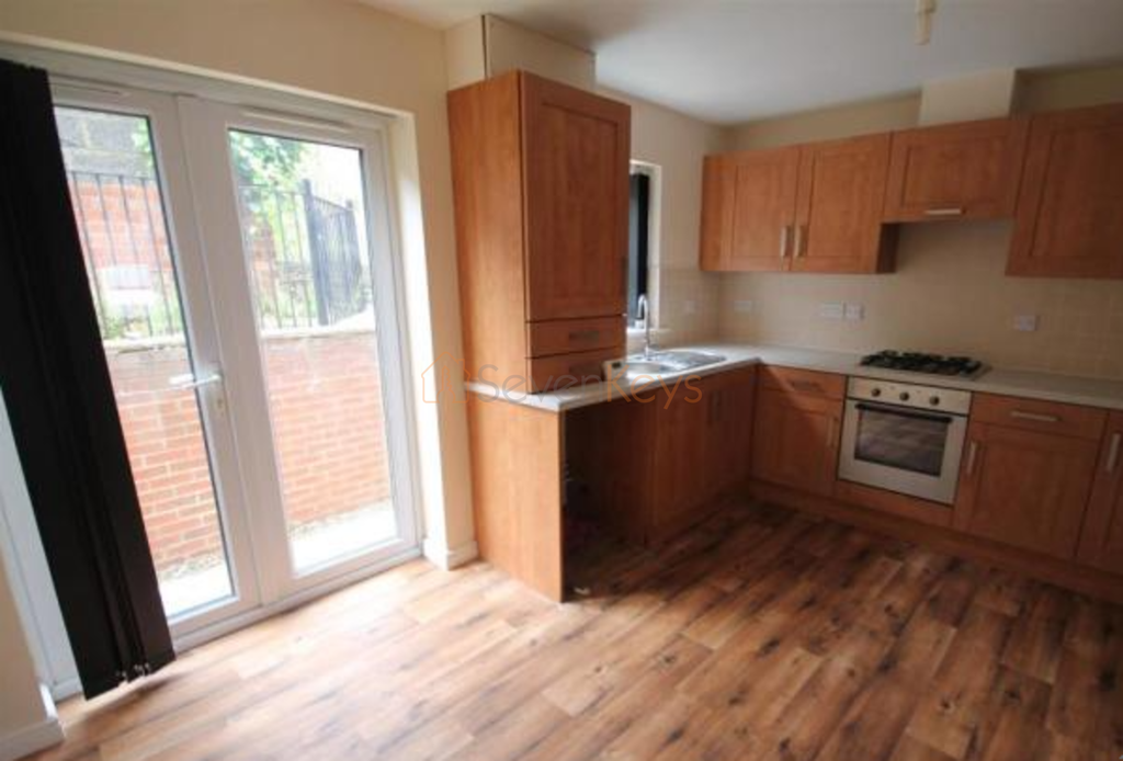 Property photo 3 of 7 3