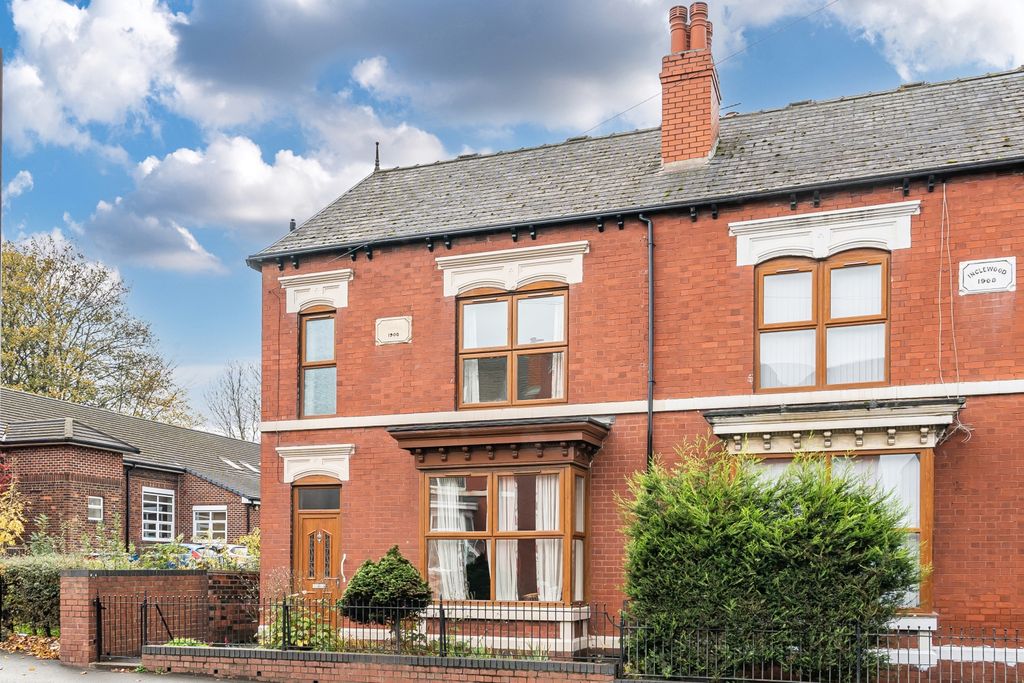 Property photo 2 of 17 1376136-19-6909F3068Fcc9