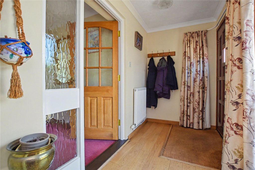 Property photo 2 of 30 Picture No. 04
