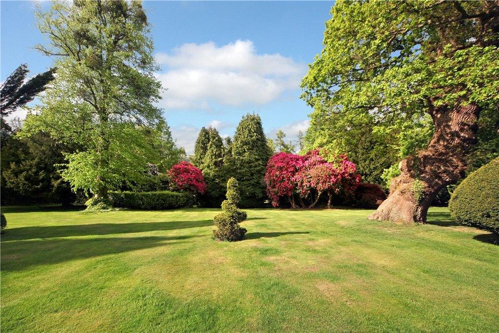 Additional image 24 of 5 bed link detached house for saleBishopsgate Road, Englefield Green, Surrey TW20