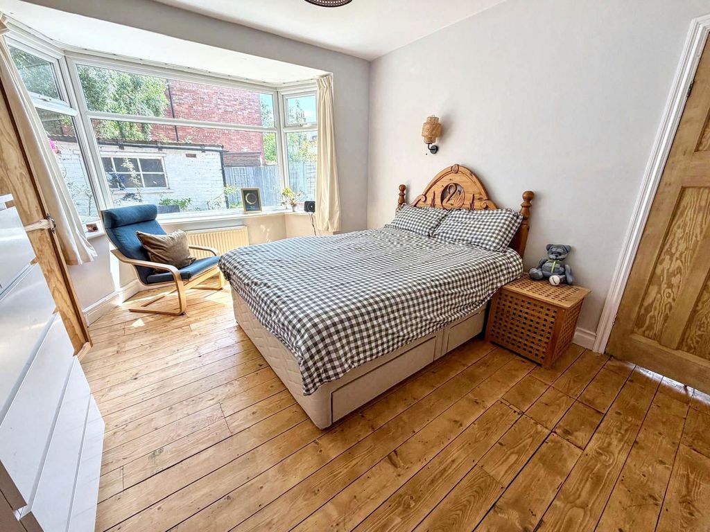 Additional image 8 of 2 bed flat for saleOsborne Gardens, North Shields NE29