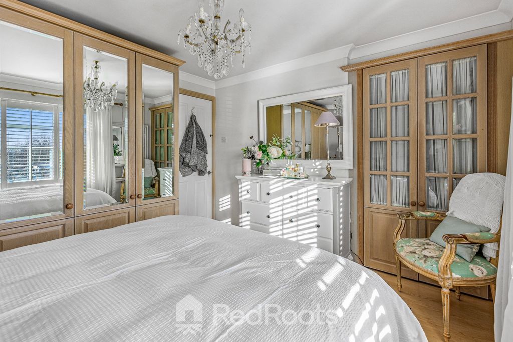 Property photo 3 of 26 3875694